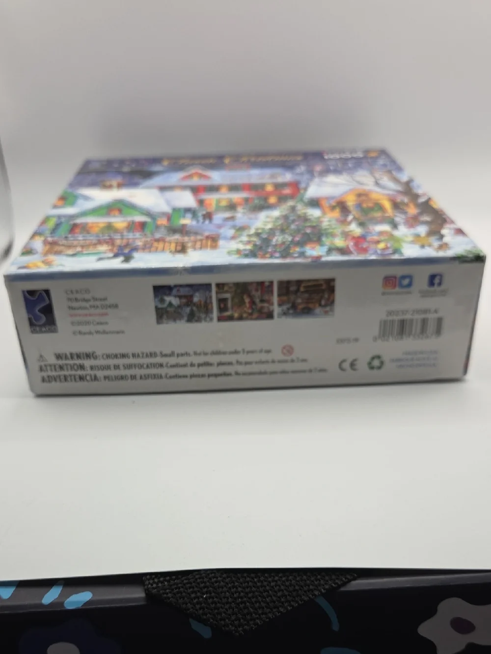 Classic Christmas 1000-Piece Holiday Puzzle - Festive Village